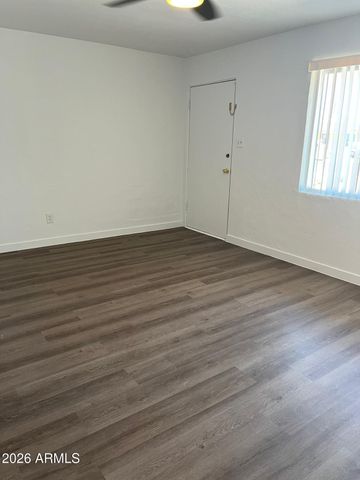 4943 W CITRUS Way, Glendale, AZ 85301