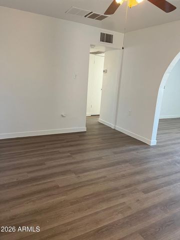 4943 W CITRUS Way, Glendale, AZ 85301