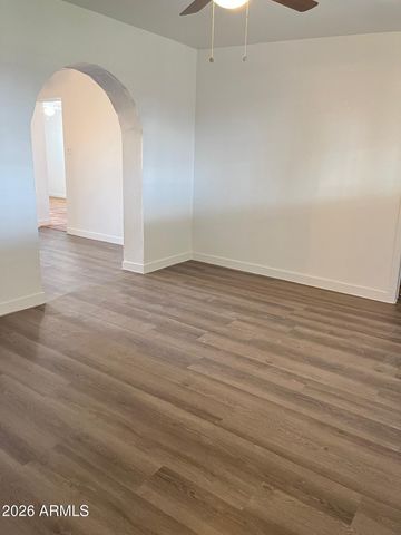 4943 W CITRUS Way, Glendale, AZ 85301