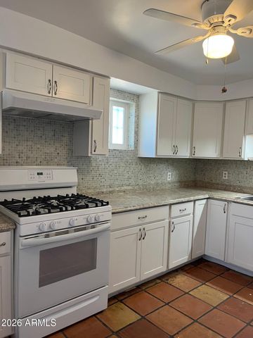 4943 W CITRUS Way, Glendale, AZ 85301