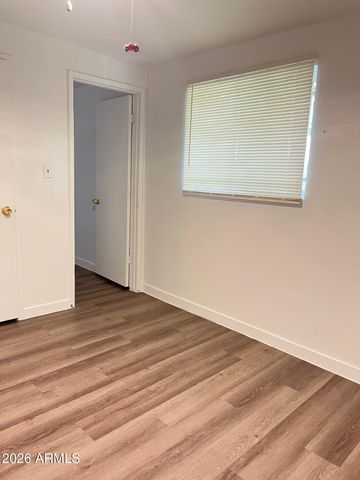 4943 W CITRUS Way, Glendale, AZ 85301