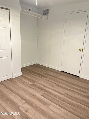 4943 W CITRUS Way, Glendale, AZ 85301