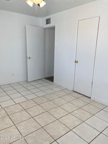 4943 W CITRUS Way, Glendale, AZ 85301