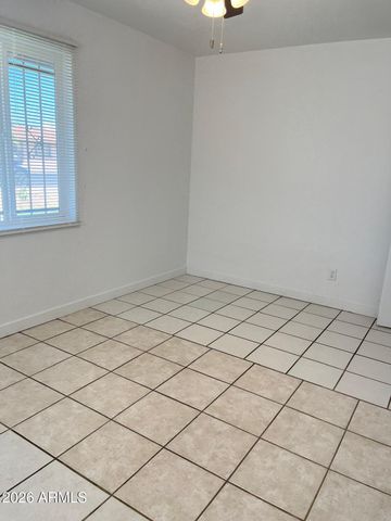 4943 W CITRUS Way, Glendale, AZ 85301