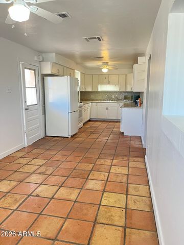 4943 W CITRUS Way, Glendale, AZ 85301