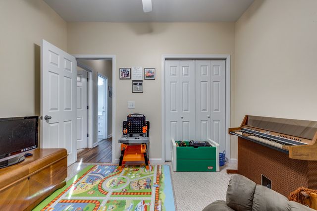 1769 Auburn Ln, Columbia, TN 38401