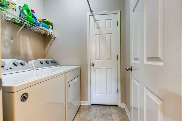 1769 Auburn Ln, Columbia, TN 38401