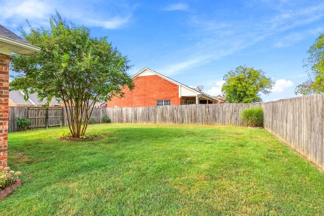 1769 Auburn Ln, Columbia, TN 38401