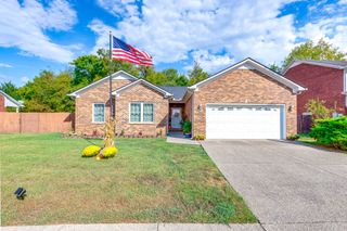 1769 Auburn Ln, Columbia, TN 38401