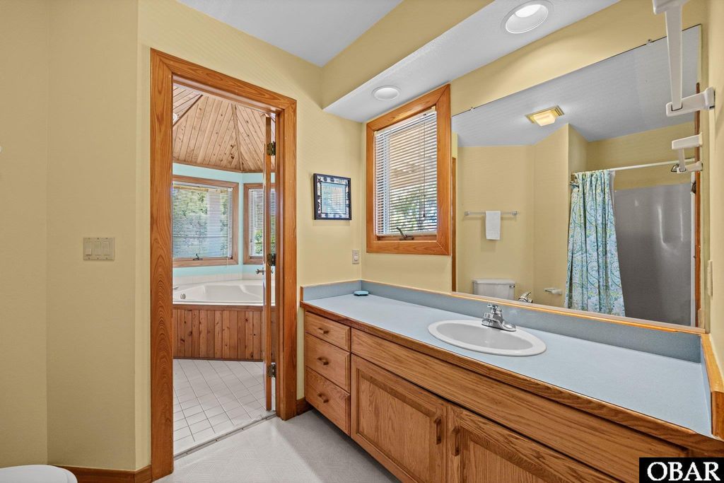 Image 15 of property listing at 1079 Whalehead Drive Lot # 31, Corolla, NC 27927