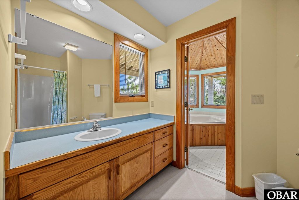 Image 16 of property listing at 1079 Whalehead Drive Lot # 31, Corolla, NC 27927