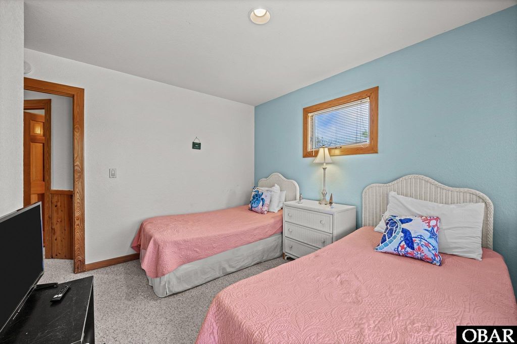 Image 20 of property listing at 1079 Whalehead Drive Lot # 31, Corolla, NC 27927