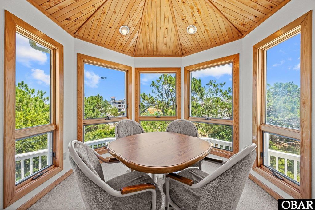 Image 6 of property listing at 1079 Whalehead Drive Lot # 31, Corolla, NC 27927