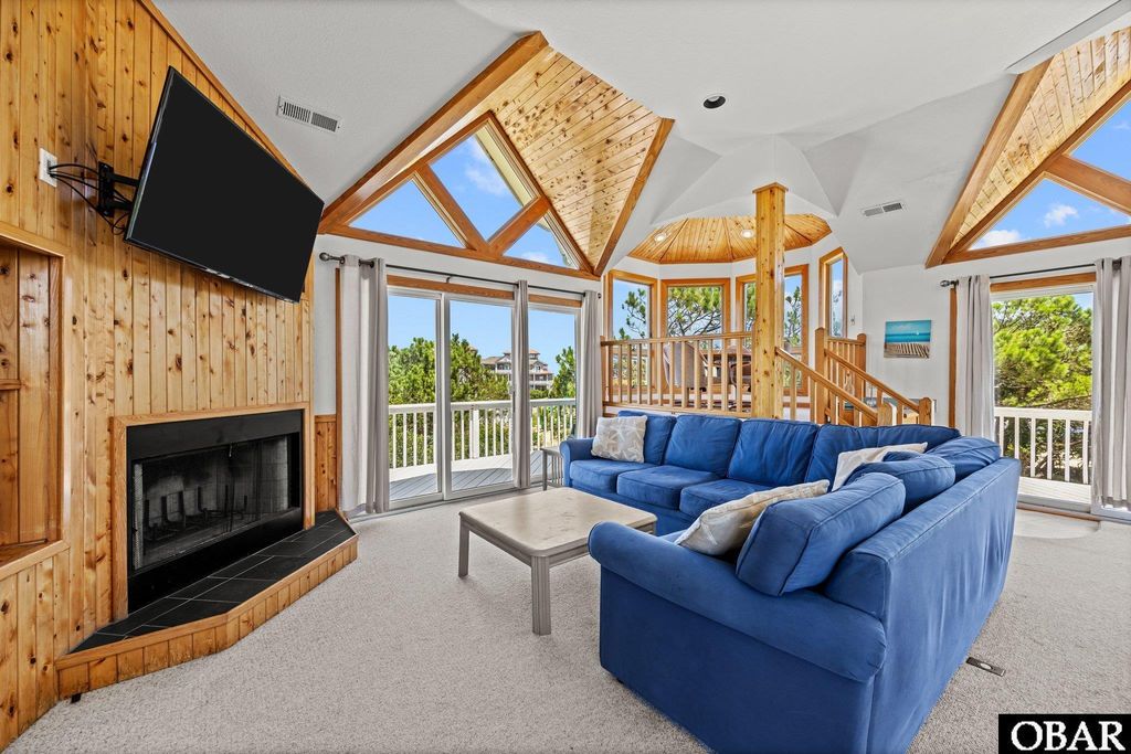 Image 10 of property listing at 1079 Whalehead Drive Lot # 31, Corolla, NC 27927