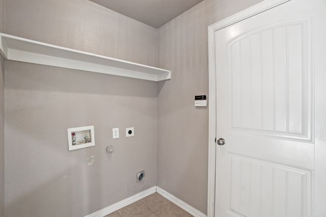 36 Heron Drive, Sanger, TX 76266