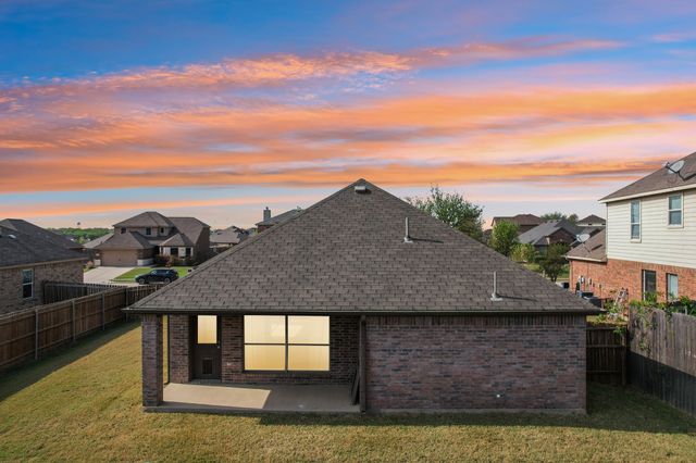 36 Heron Drive, Sanger, TX 76266