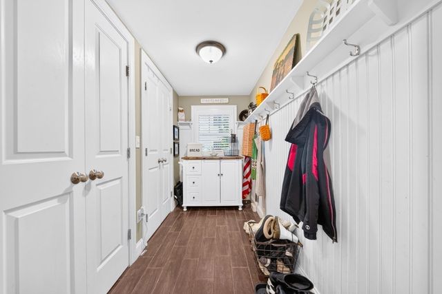 118 Pine Ridge Rd, Reading, MA 01867