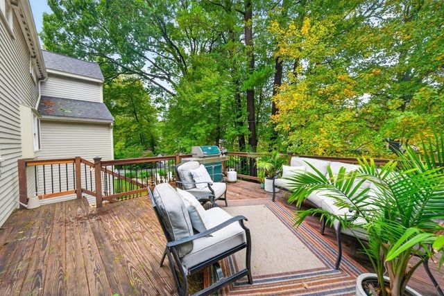 118 Pine Ridge Rd, Reading, MA 01867