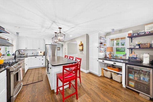 118 Pine Ridge Rd, Reading, MA 01867