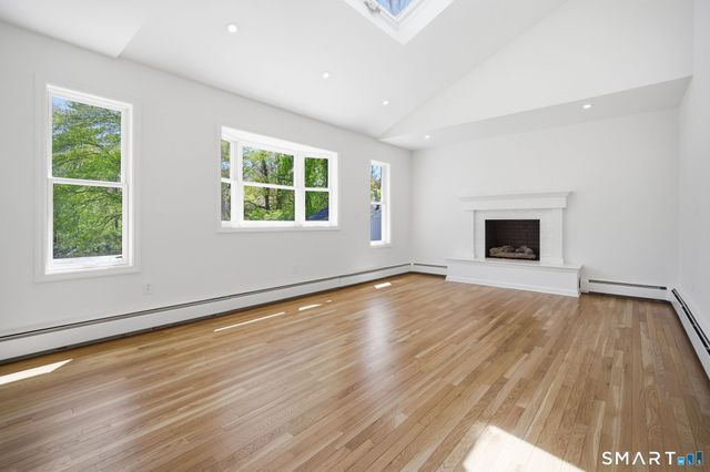 5 Betmarlea Road, Norwalk, CT 06850