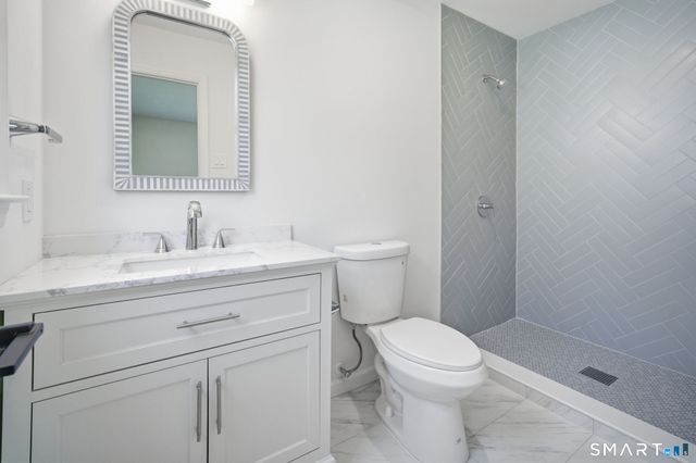 5 Betmarlea Road, Norwalk, CT 06850
