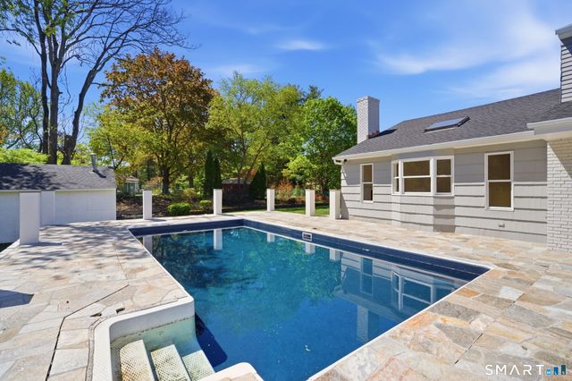 5 Betmarlea Road, Norwalk, CT 06850