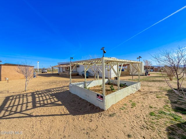 117th St W & Charan Ave, Rosamond, CA 93560