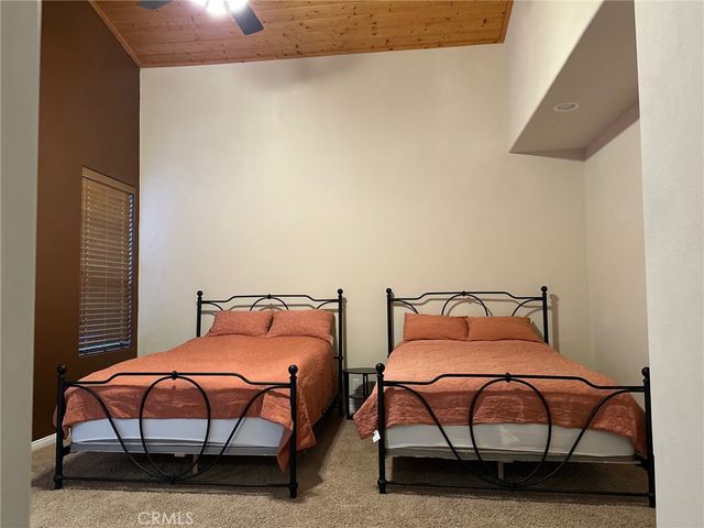 2504 Glacier Drive, Frazier Park, CA 93225