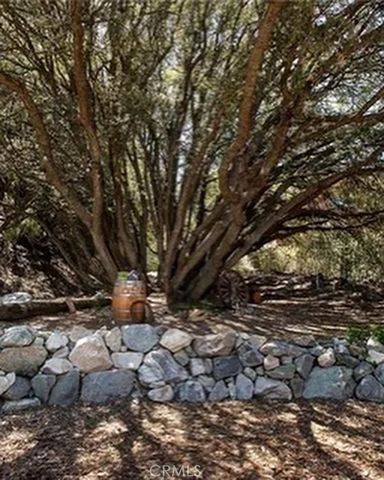 2504 Glacier Drive, Frazier Park, CA 93225