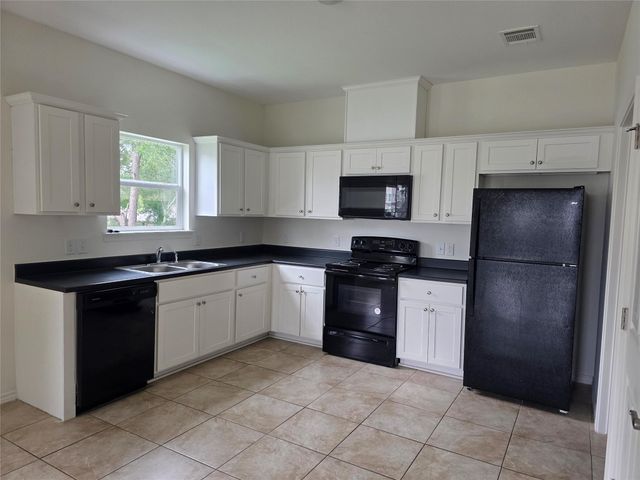 6102 White Oak Drive, Hitchcock, TX 77563