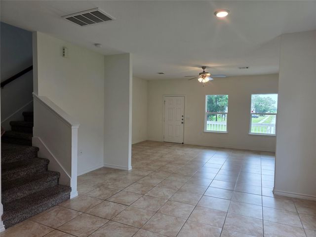 6102 White Oak Drive, Hitchcock, TX 77563