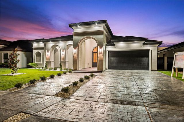 1620 S Queen Street, Edinburg, TX 78539