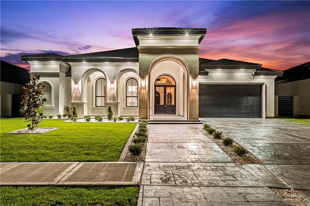 1620 S Queen Street, Edinburg, TX 78539