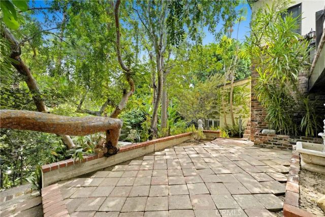 816 S Longwood, Los Angeles, CA 90005