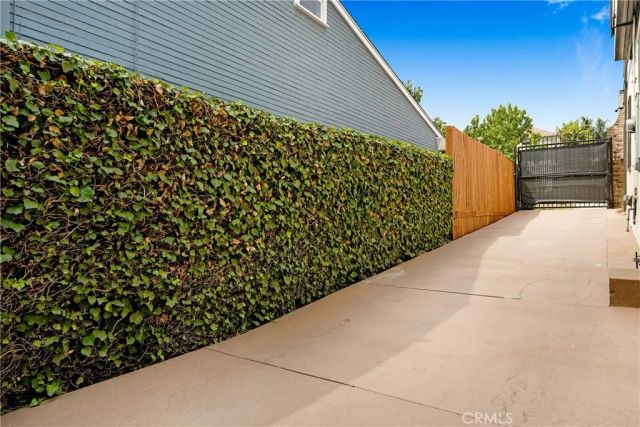 816 S Longwood, Los Angeles, CA 90005