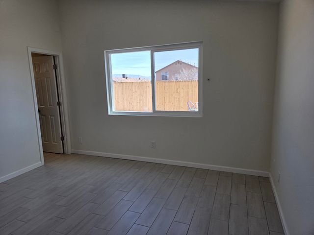 516 Foyt Drive SW, Albuquerque, NM 87121