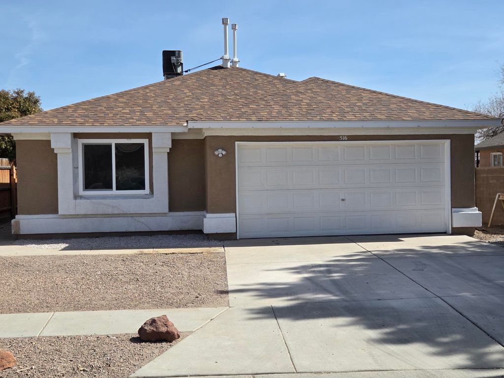 516 Foyt Drive SW, Albuquerque, NM 87121