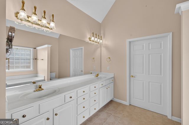 165 Biltmore Drive, Fayetteville, GA 30214