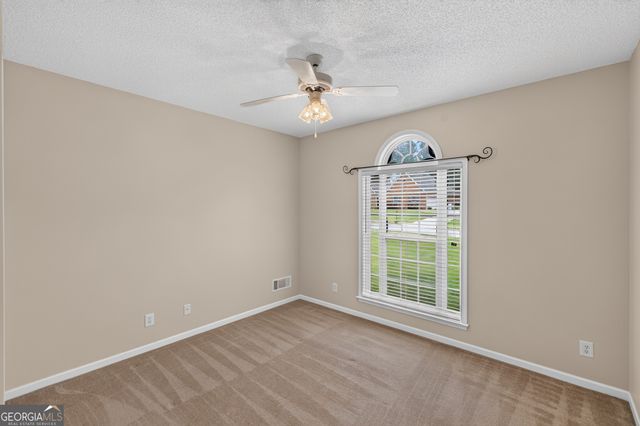 165 Biltmore Drive, Fayetteville, GA 30214