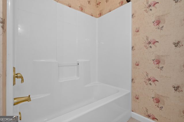 165 Biltmore Drive, Fayetteville, GA 30214