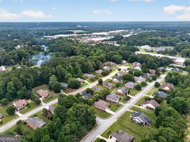 165 Biltmore Drive, Fayetteville, GA 30214