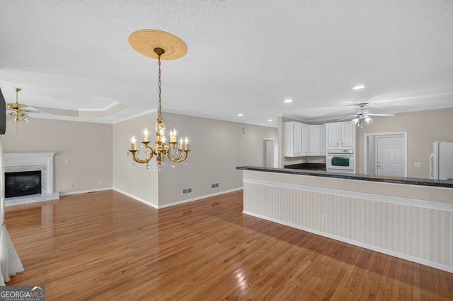165 Biltmore Drive, Fayetteville, GA 30214