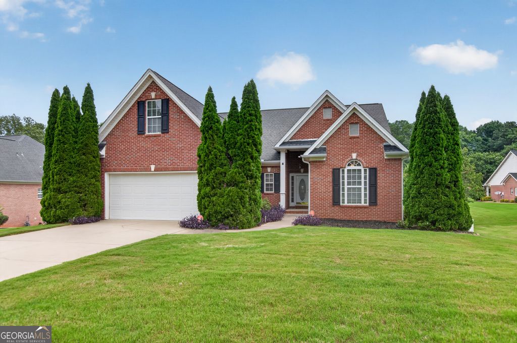 165 Biltmore Drive, Fayetteville, GA 30214