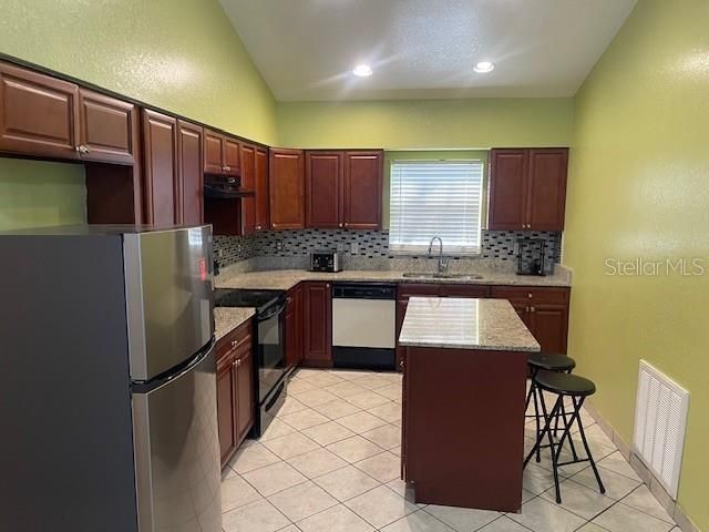 405 S BRADSHAW ROAD, Apopka, FL 32703