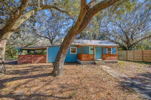 5324 Cathy St, Milton, FL 32583