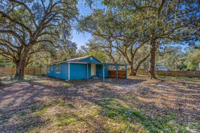 5324 Cathy St, Milton, FL 32583