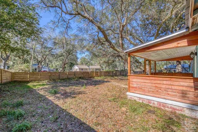 5324 Cathy St, Milton, FL 32583