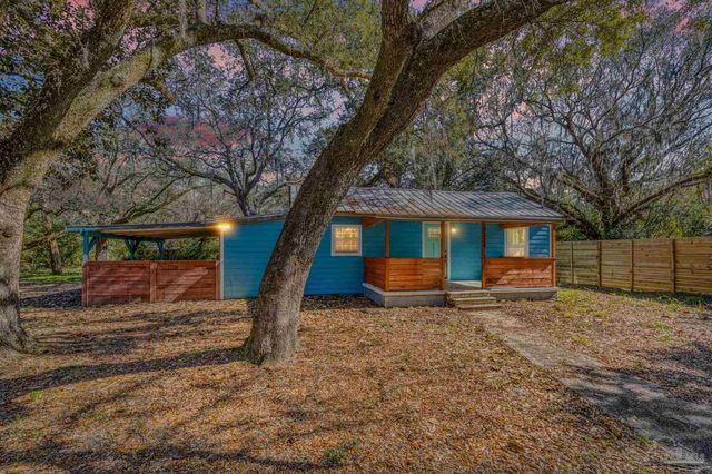 5324 Cathy St, Milton, FL 32583