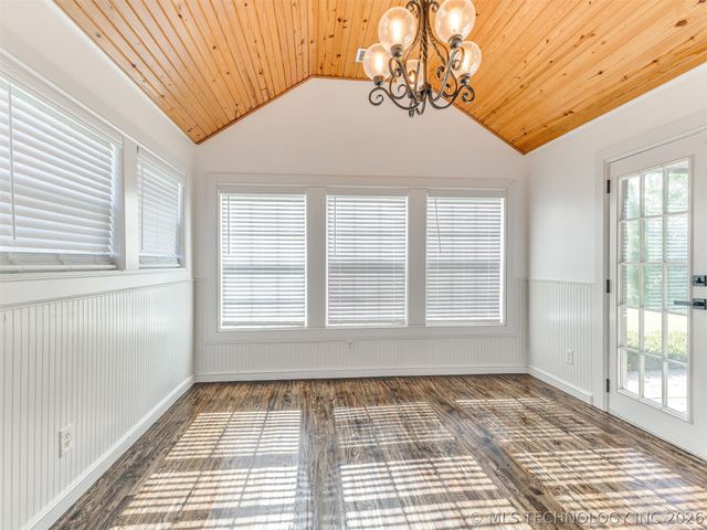 5770 W 41st Street, Tulsa, OK 74107