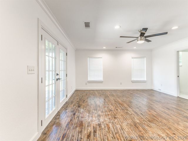5770 W 41st Street, Tulsa, OK 74107